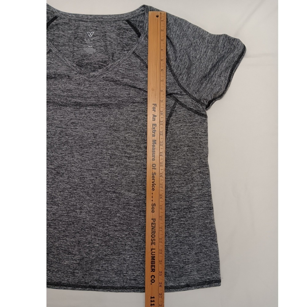 LIVI ACTIVE Women's Grey Heather V Neck Short Sleeve Athletic T Shirt Size 18/20 - Picture 4 of 7